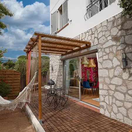 La Roulotte Du Tzigane * Жуан-ле-Пен